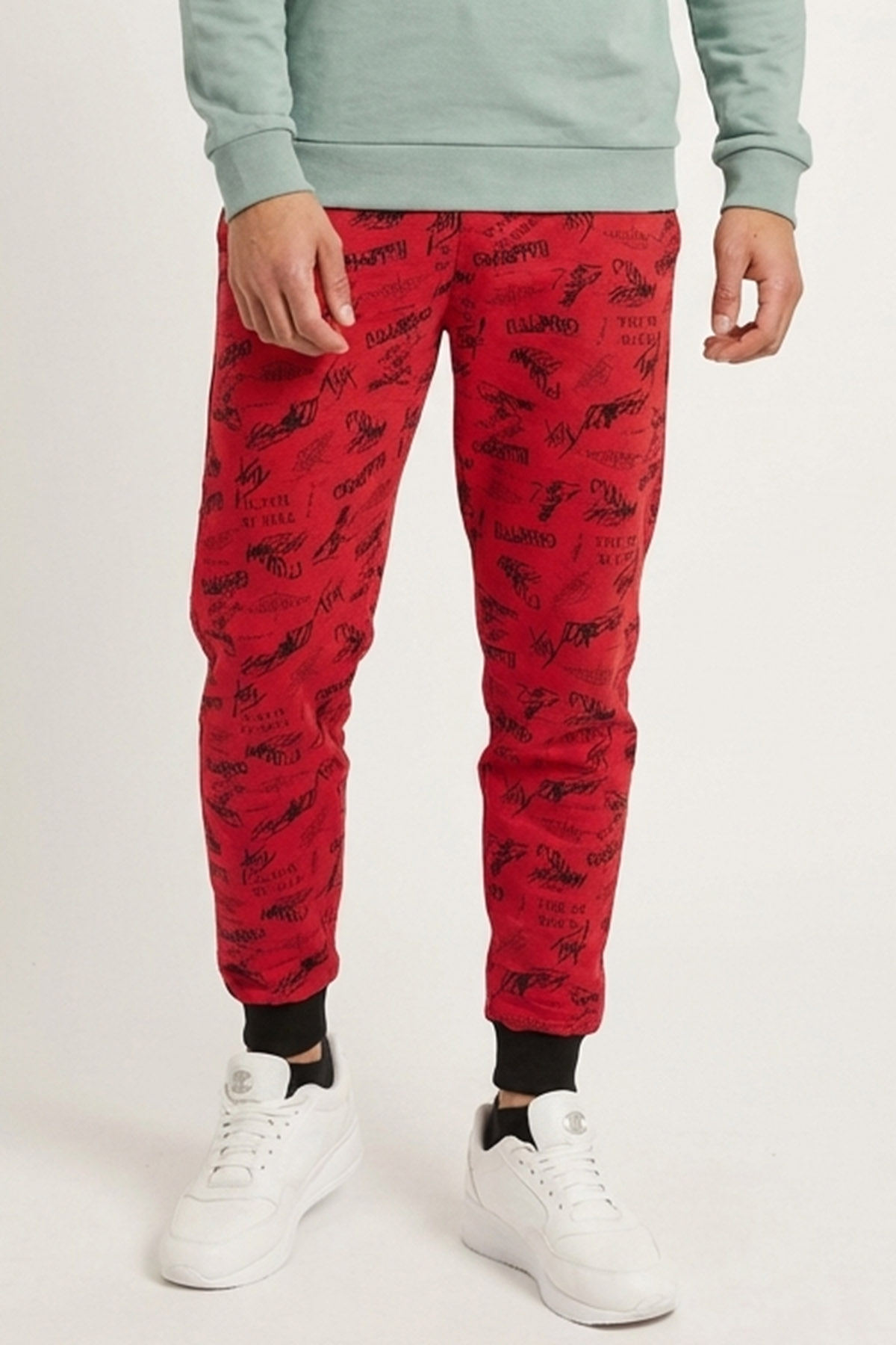 Kırmızı Grafiti  Manşetli Eşofman Altı detay görseli – Aynı gün kargo ve ücretsiz iade | Wingetstar