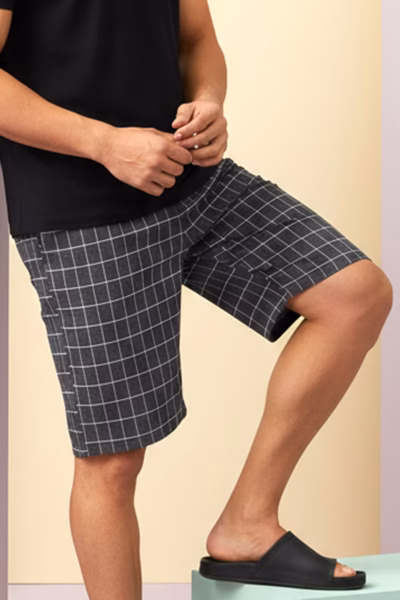 Antrasit Kareli Klasik Pamuklu Şort detay görseli – Aynı gün kargo ve ücretsiz iade | Wingetstar